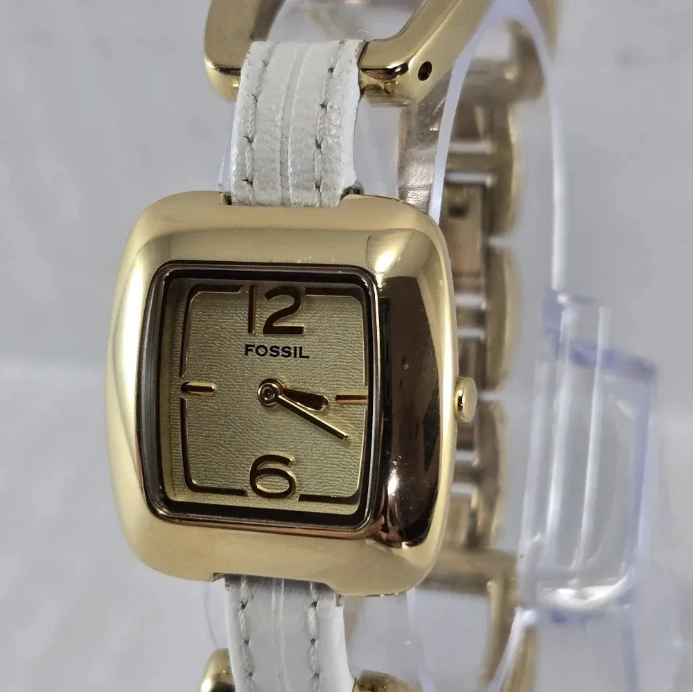 Womens Fossil Gold Tone White Leather 25mm Watch Geometric New Battery ES-1980 - Picture 2 of 9